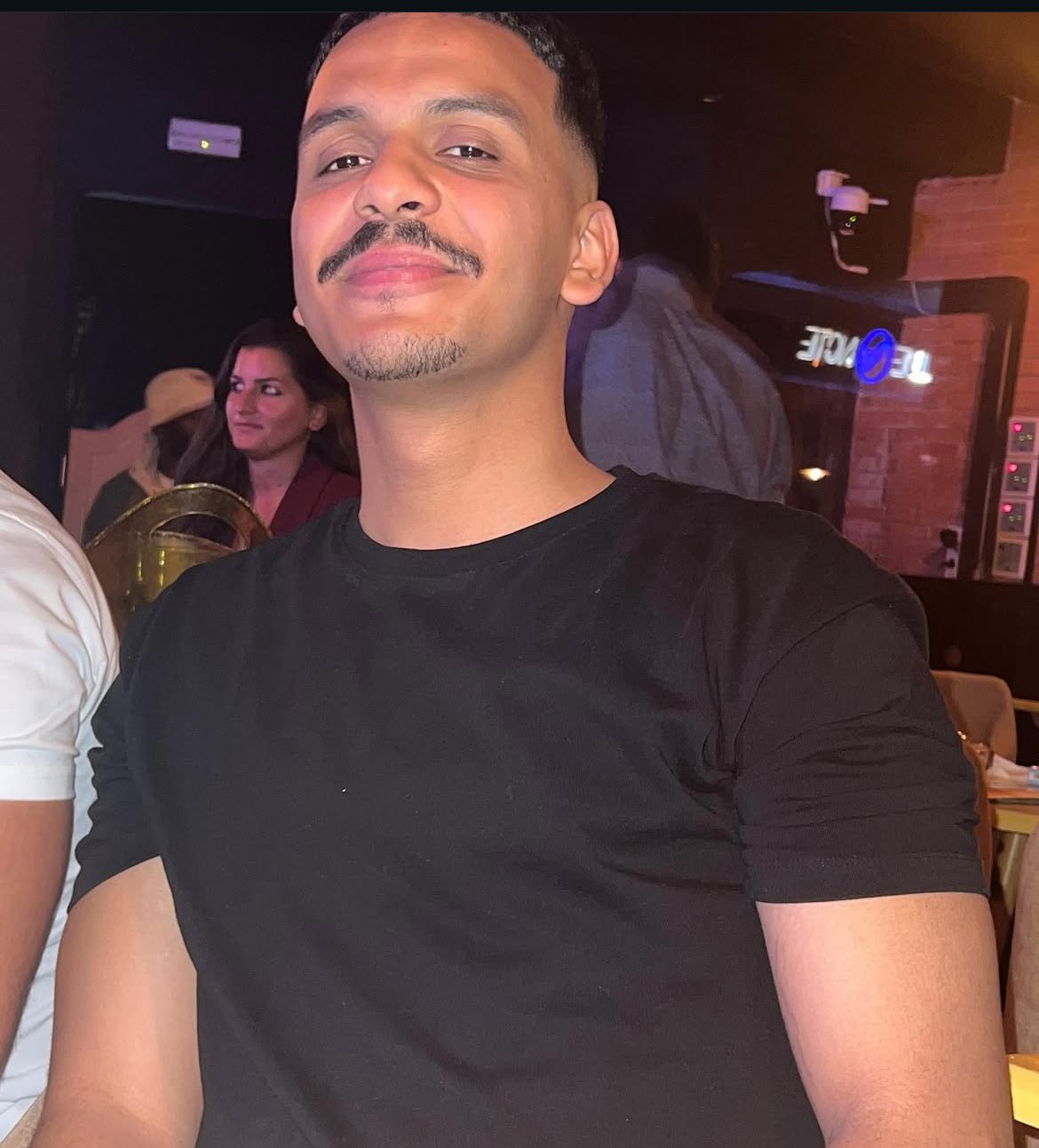 الصورة الرئيسية