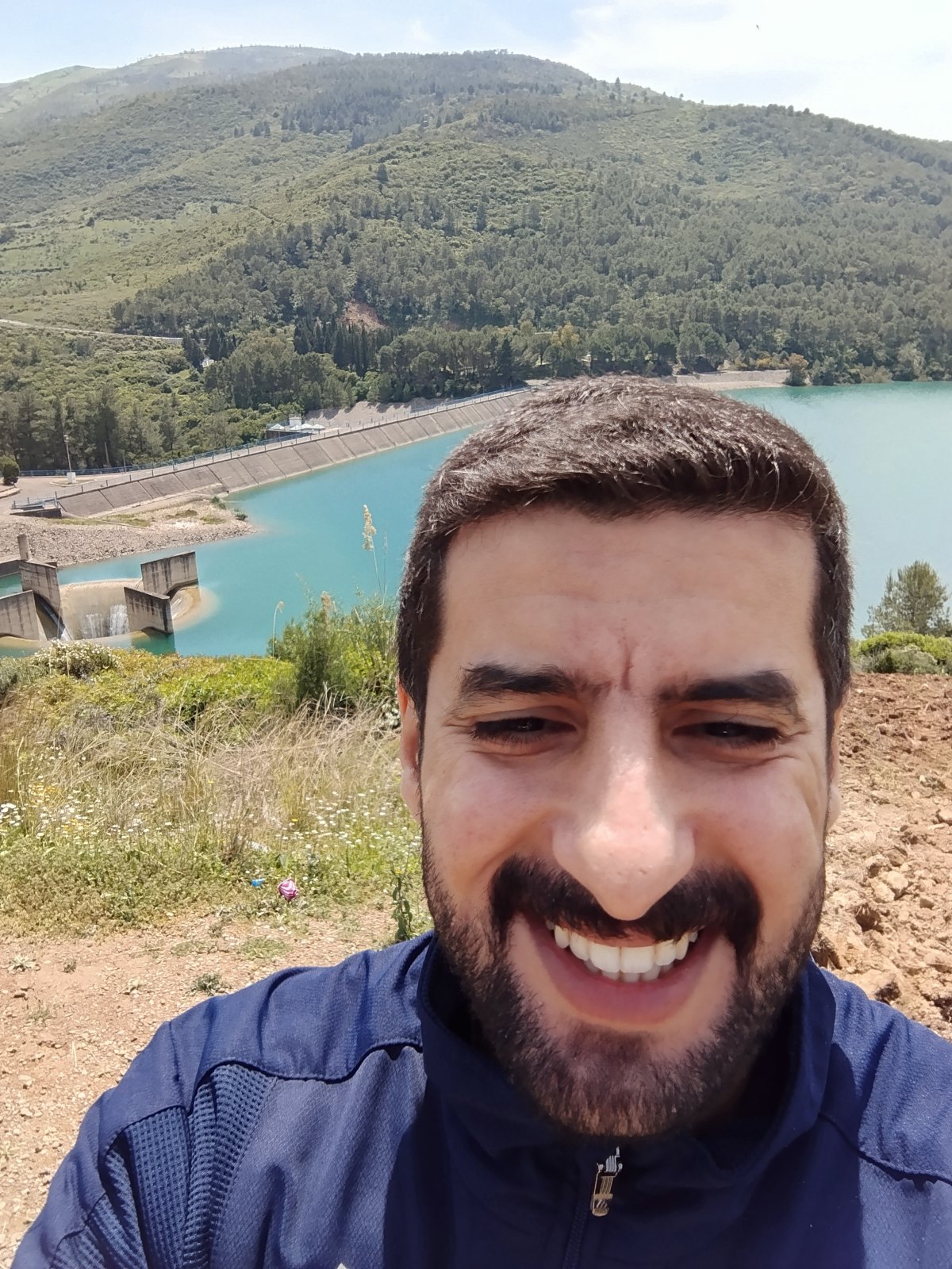 الصورة الرئيسية